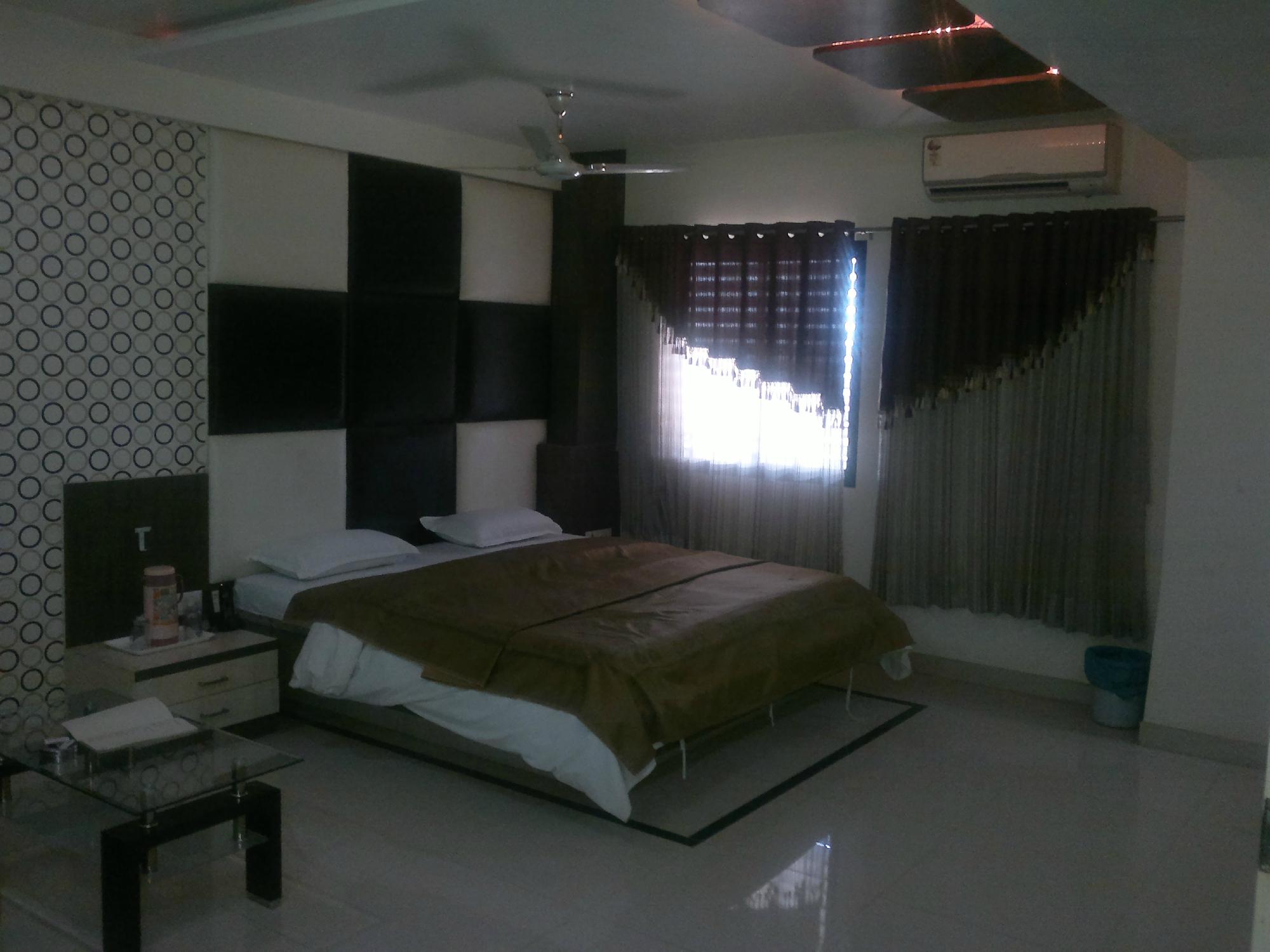 Hotel Madhuban guest rooms